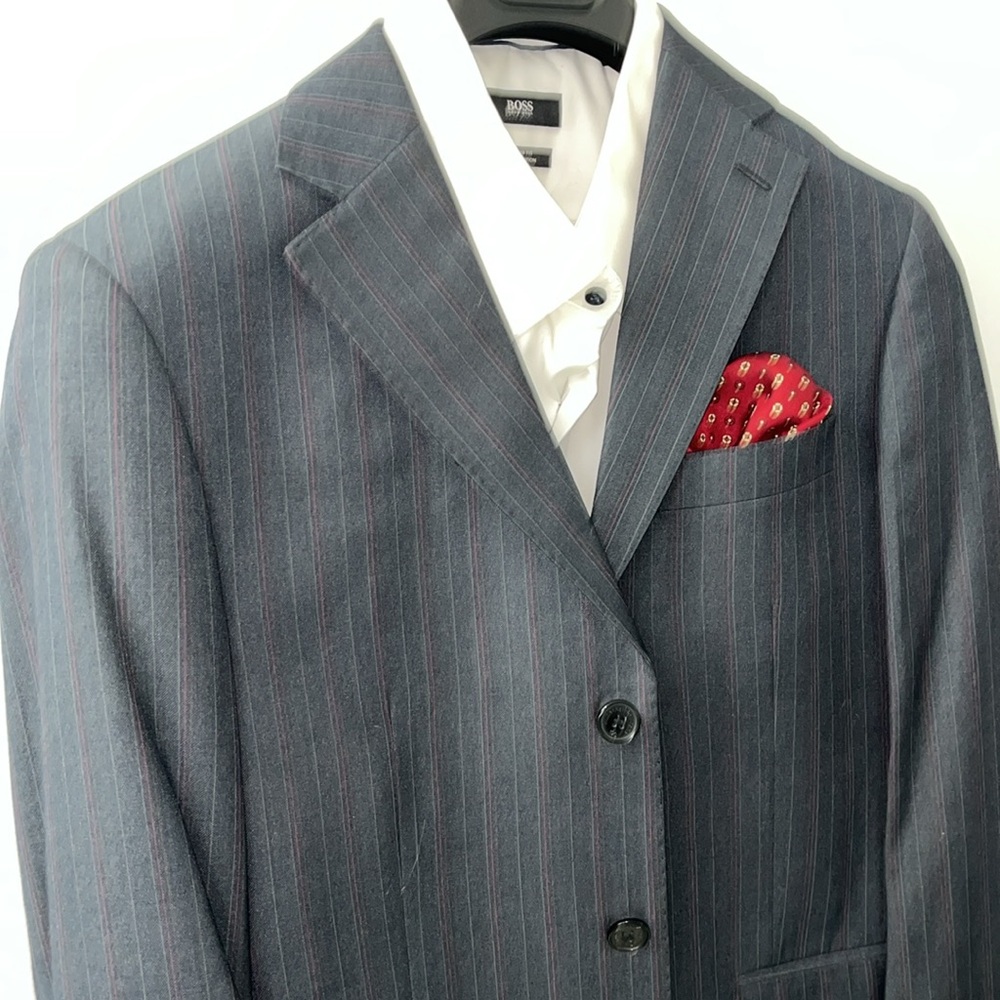 Ermenegildo Zegna Suit, Size 34US. Excellent Condition. 3 Button, Double Vented - Picture 3 of 17